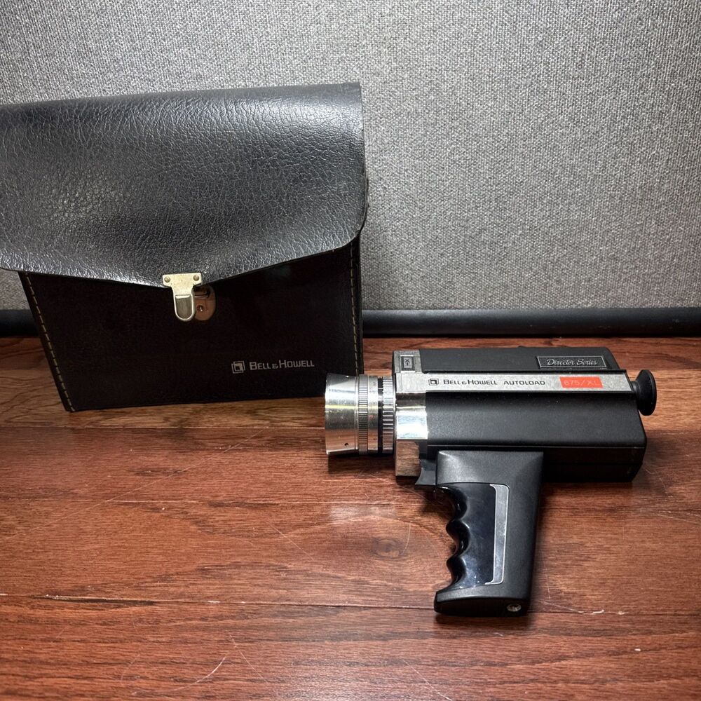 Vintage Bell & Howell Autoload 675/XL Low-Light Zoom Movie Camera UNTESTED +Case
